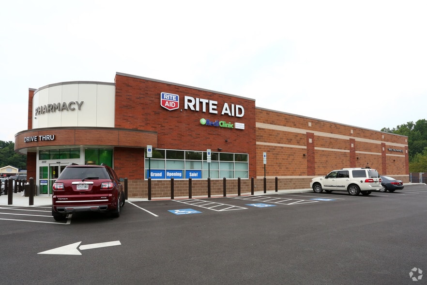 1238 Bay Dale Dr, Arnold, MD à louer - Photo principale – Image 3 sur 9