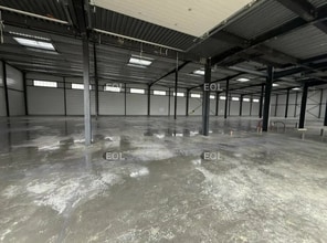 Local d’activités dans Viarmes à louer Photo intérieure– Image 2 sur 3