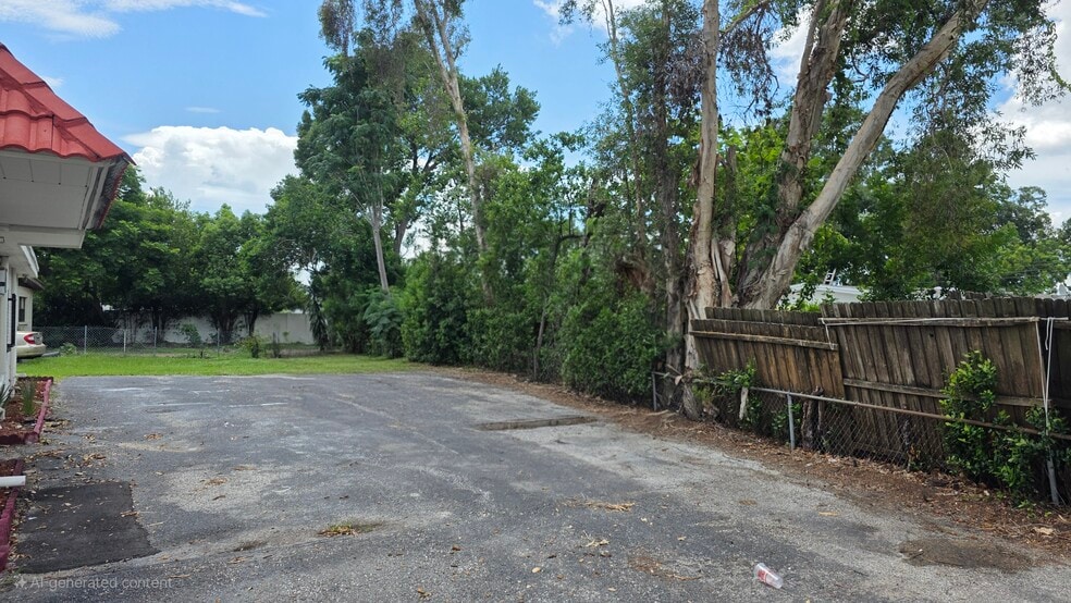 7102 N Armenia Ave, Tampa, FL à vendre - Photo principale – Image 2 sur 14