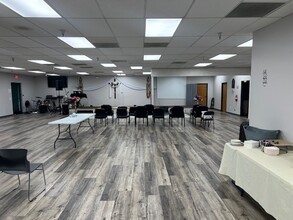 7237 E Southgate Dr, Sacramento, CA à louer Photo intérieure– Image 2 sur 11