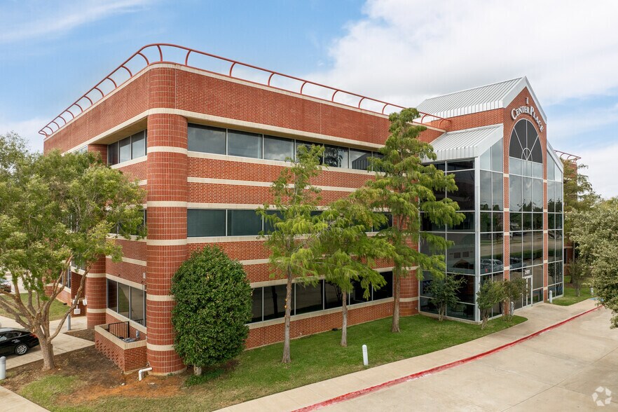 3101 Churchill Dr, Flower Mound, TX à louer - Photo de l’immeuble – Image 3 sur 22