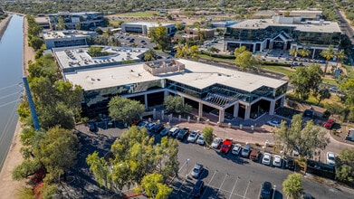 5050 N 40th St, Phoenix, AZ à louer Photo intérieure– Image 2 sur 3
