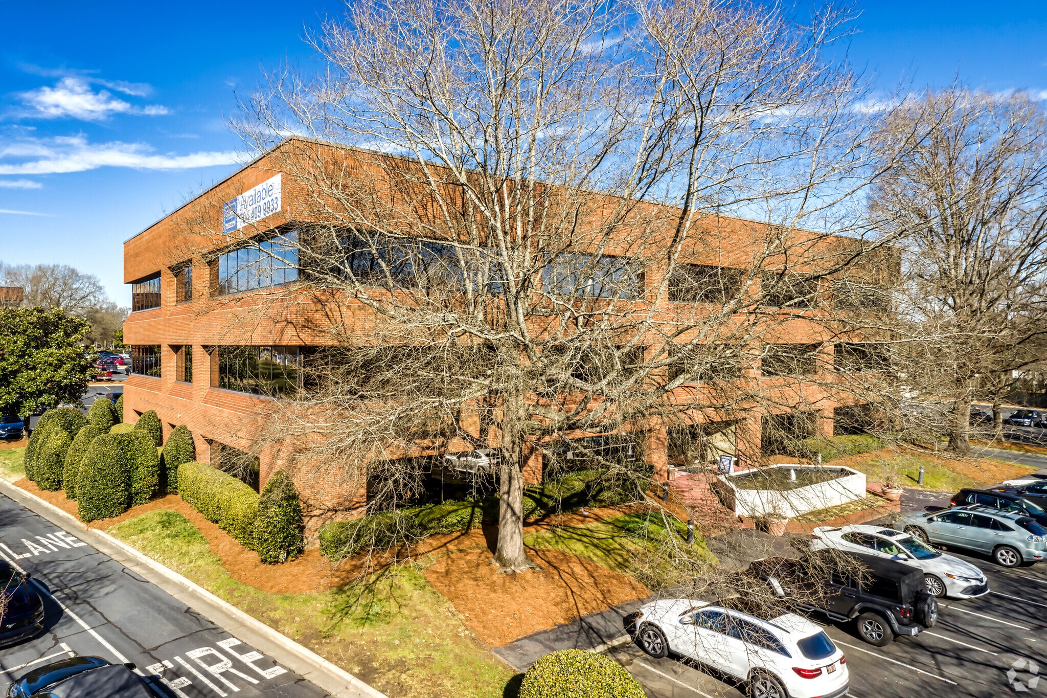 7301 Carmel Executive Park, Charlotte, NC à louer Photo principale– Image 1 sur 5