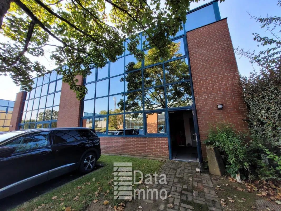 16 Avenue Jean Moulin, Savigny-le-Temple à louer Photo de l’immeuble– Image 1 sur 10