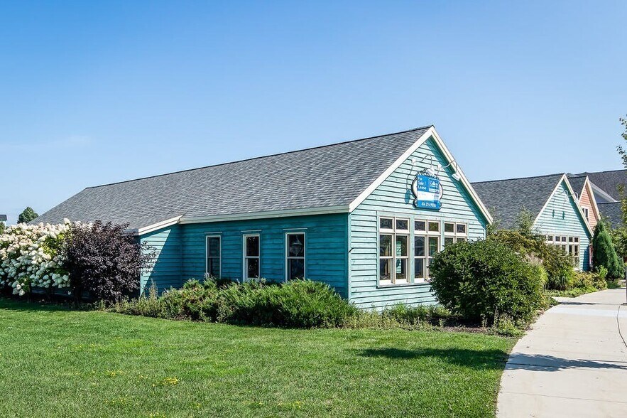 528-530 S Pier Dr, Sheboygan, WI à louer - Photo de l’immeuble – Image 2 sur 4