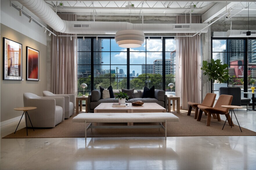 3415 NE 2nd Ave, Miami, FL à louer - Photo intérieure – Image 2 sur 7