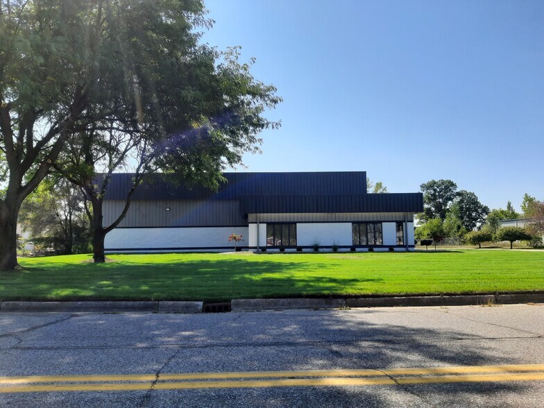 4307 Wyland Dr, Elkhart, IN à louer - Photo de l’immeuble – Image 2 sur 13