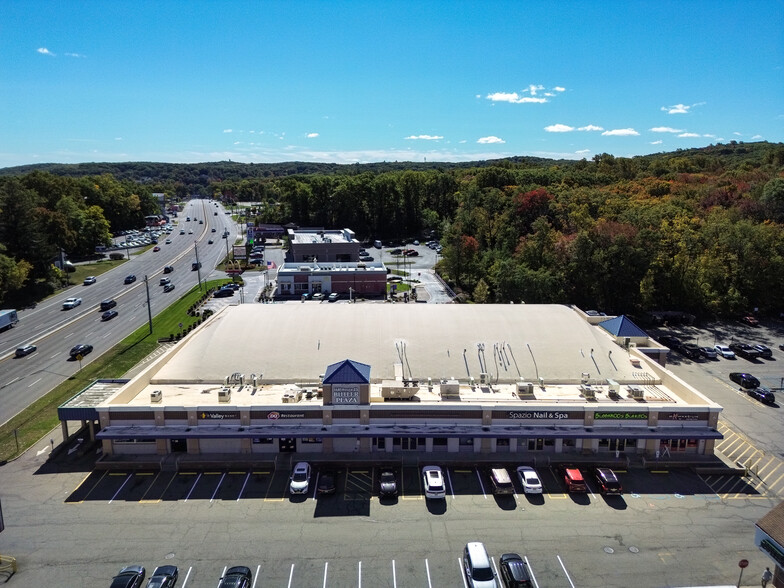 1481 State Route 23, Butler, NJ à louer - Photo de l’immeuble – Image 1 sur 13