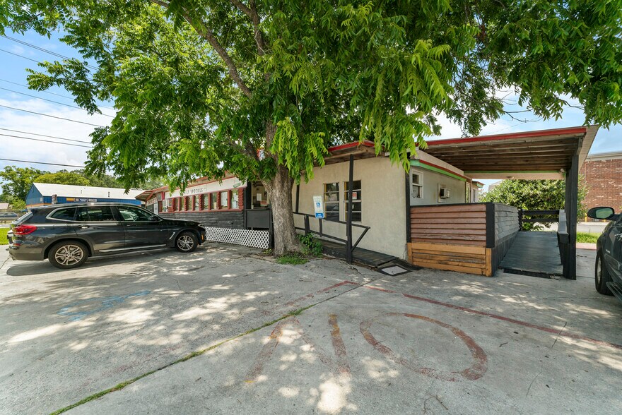 4118 Augusta Rd, Savannah, GA à vendre - Photo de l’immeuble – Image 3 sur 37