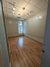 5440 E Fall Creek Parkway North Dr, Indianapolis, IN à louer Photo intérieure– Image 1 sur 6