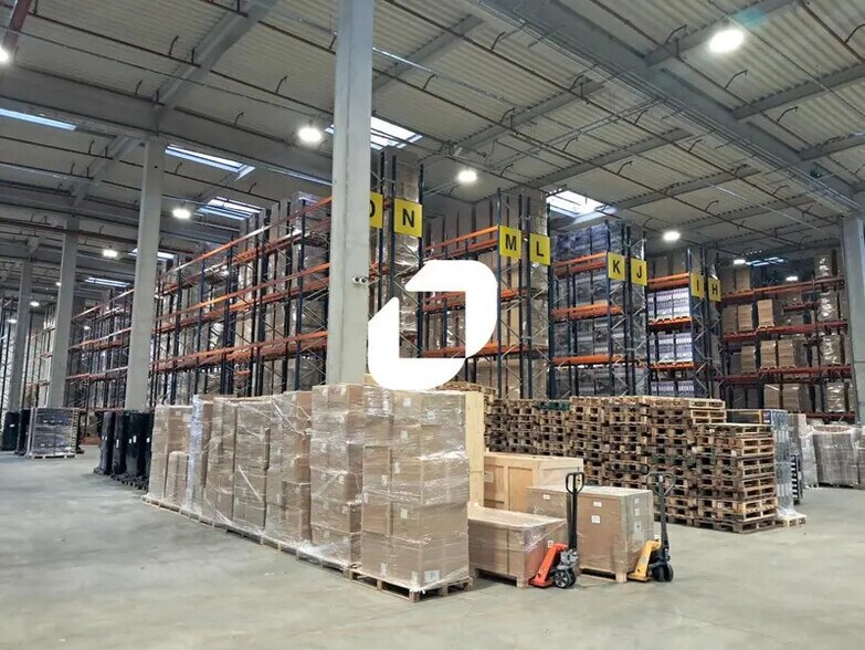 Industriel/Logistique dans Compans à louer - Photo de l’immeuble – Image 3 sur 8