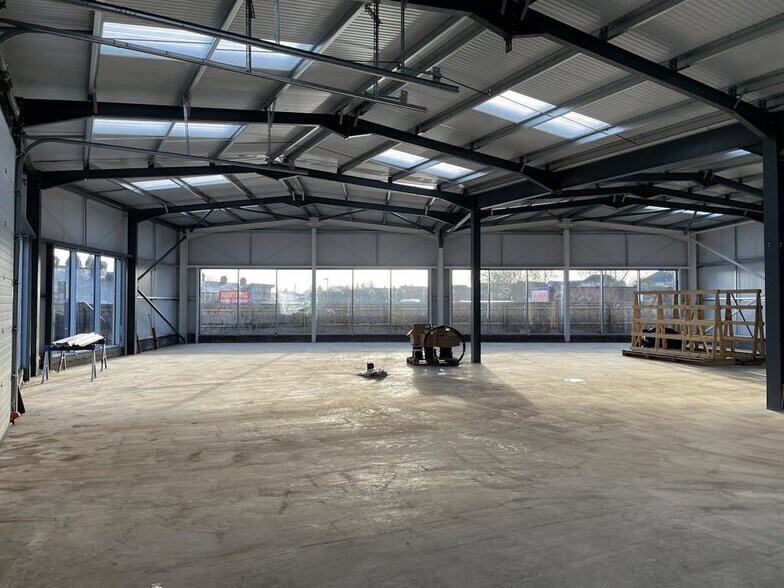530 Hartshill Rd, Stoke On Trent à louer - Photo de l’immeuble – Image 3 sur 52