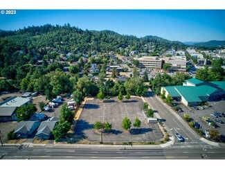 Plus de détails pour 0 DIAMOND LAKE blvd, Roseburg, OR - Terrain à vendre