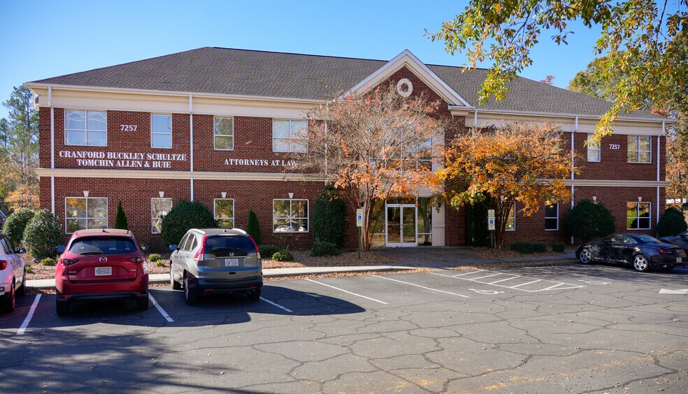 7257 Pineville-Matthews Rd, Charlotte, NC à vendre - Photo de l’immeuble – Image 2 sur 4