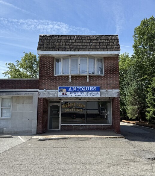 451 Hillsdale Ave, Hillsdale, NJ à louer - Photo de l’immeuble – Image 1 sur 3