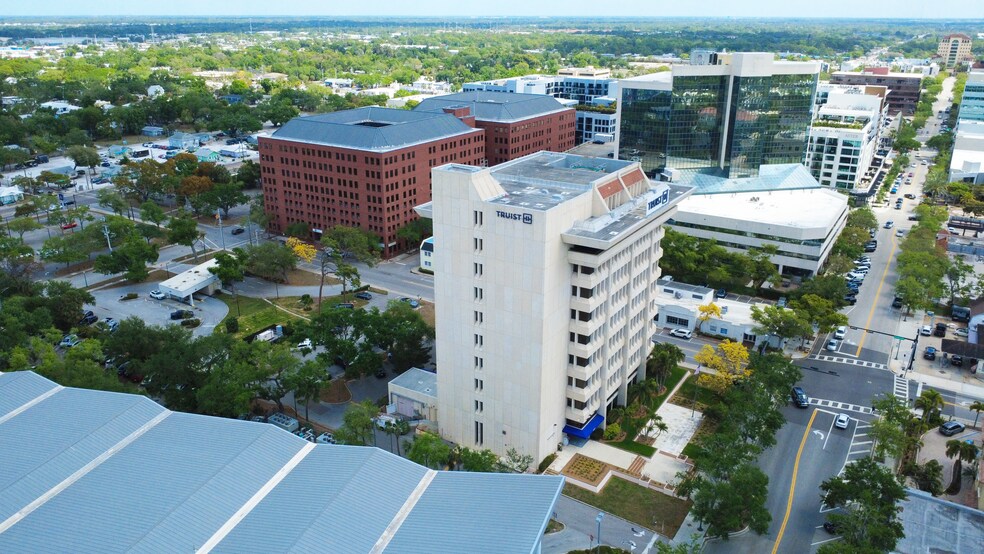1777 Main St, Sarasota, FL à vendre - Photo de l’immeuble – Image 2 sur 8