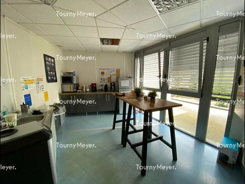 Bureau dans Saint-Herblain à louer - Photo de l’immeuble – Image 3 sur 4