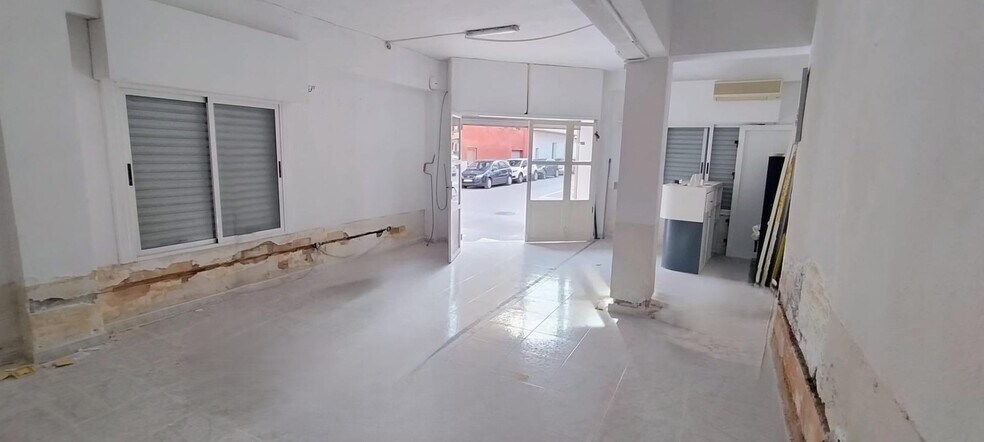 Local commercial dans Novelda, Alicante à vendre - Photo intérieure – Image 1 sur 5