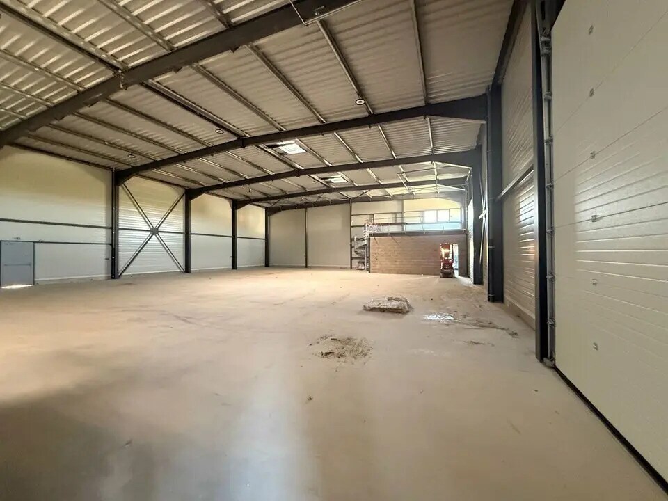 Local d’activités dans Beauvais à louer Photo intérieure– Image 1 sur 4