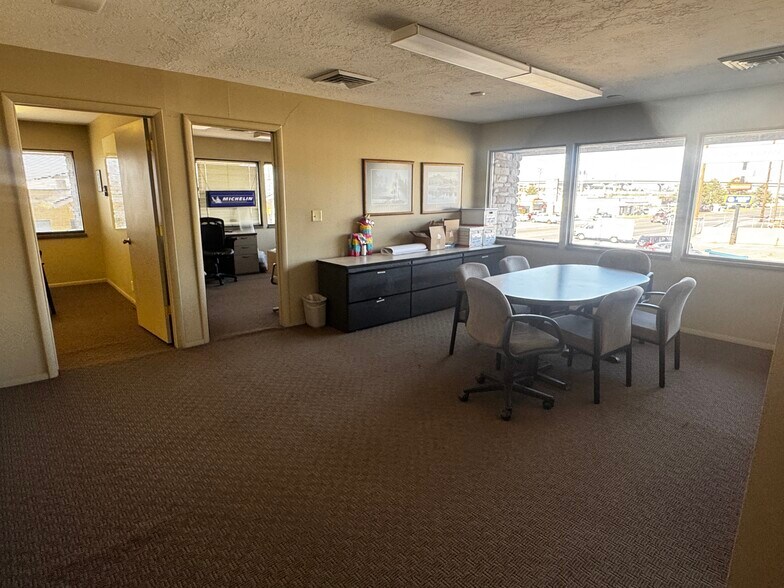 2627 S 300 W, Salt Lake City, UT à louer - Photo de l’immeuble – Image 3 sur 7
