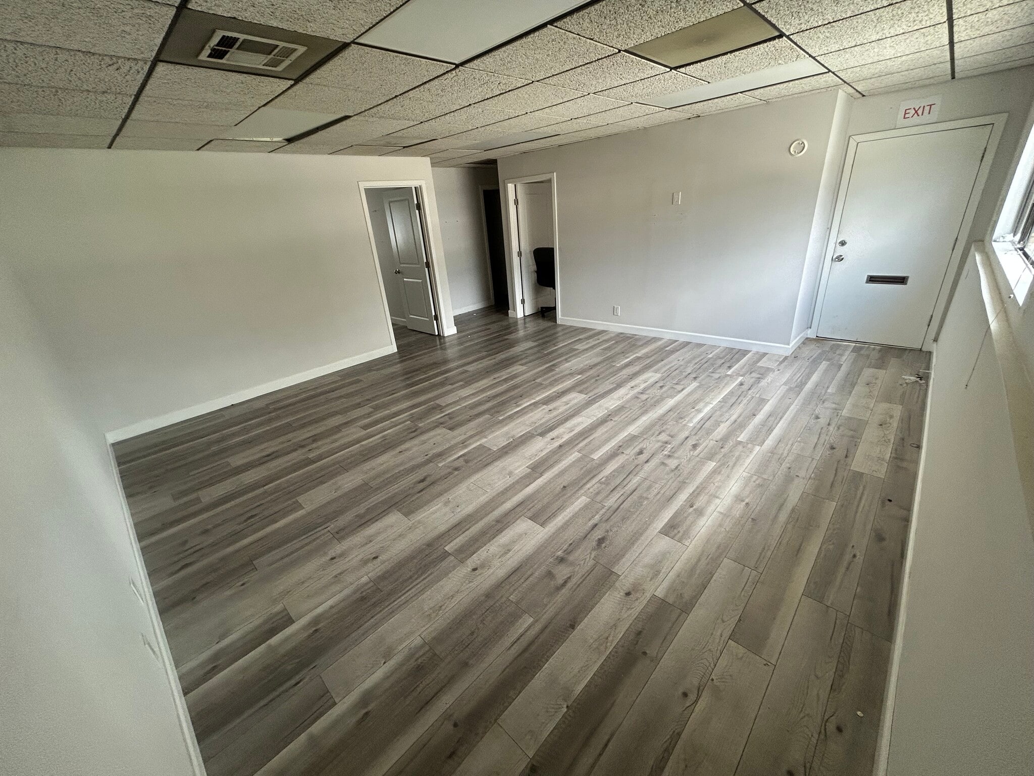 2930 Honolulu Ave, La Crescenta, CA à louer Photo intérieure– Image 1 sur 14