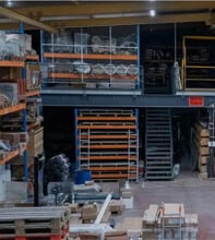 Local d’activités dans Vénissieux à louer Photo intérieure– Image 2 sur 2