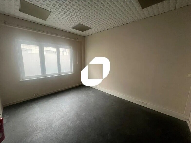 Bureau dans Lens à louer - Photo de l’immeuble – Image 2 sur 7