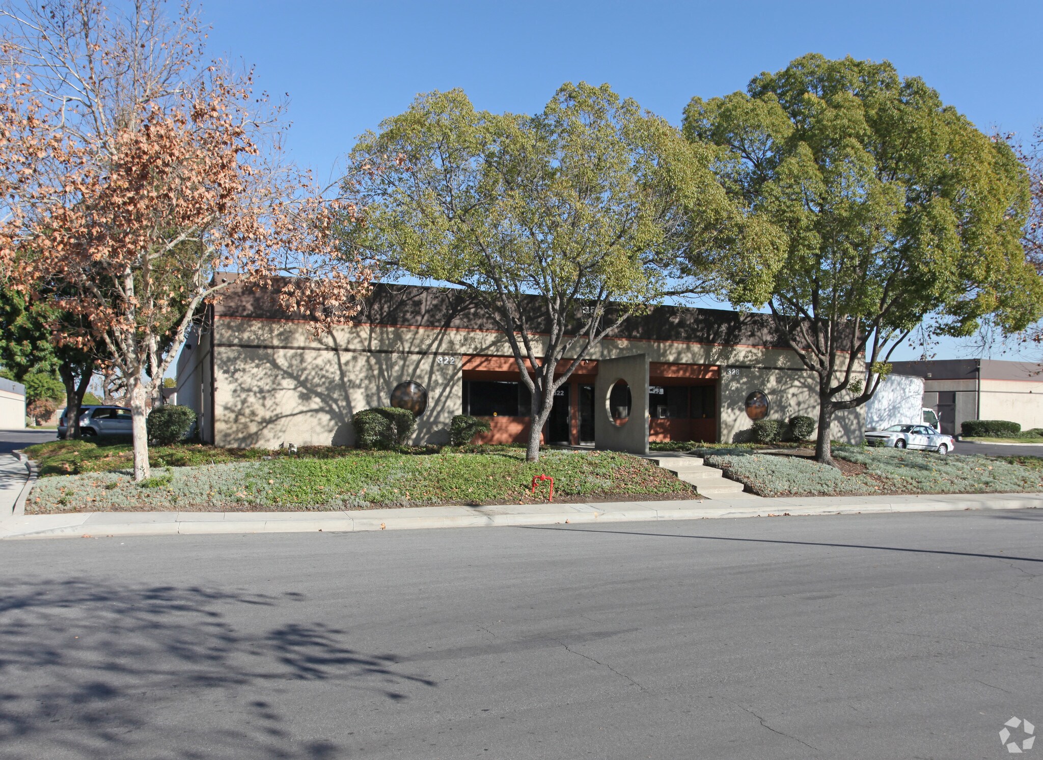 310-322 Paseo Sonrisa, Walnut, CA à louer Photo principale– Image 1 sur 5