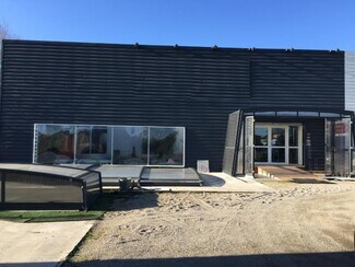 Plus de détails pour Local commercial à louer