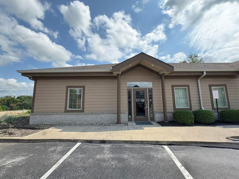 7127 Homestead Rd, Fort Wayne, IN à vendre - Photo de l’immeuble – Image 2 sur 10
