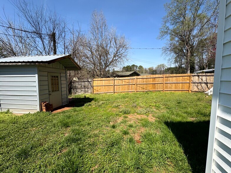 439 Oak Street No 1 SE, Acworth, GA à vendre - Photo de l’immeuble – Image 2 sur 8