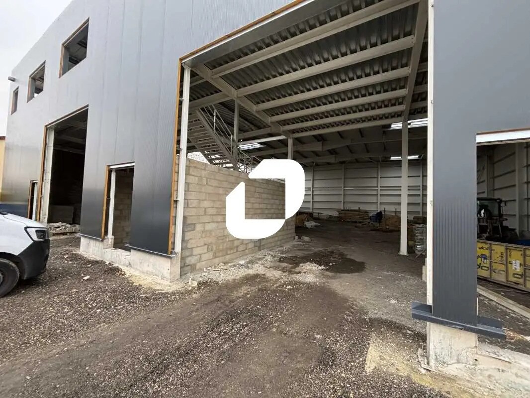 Local d’activités dans Bondoufle à louer Photo de l’immeuble– Image 1 sur 5