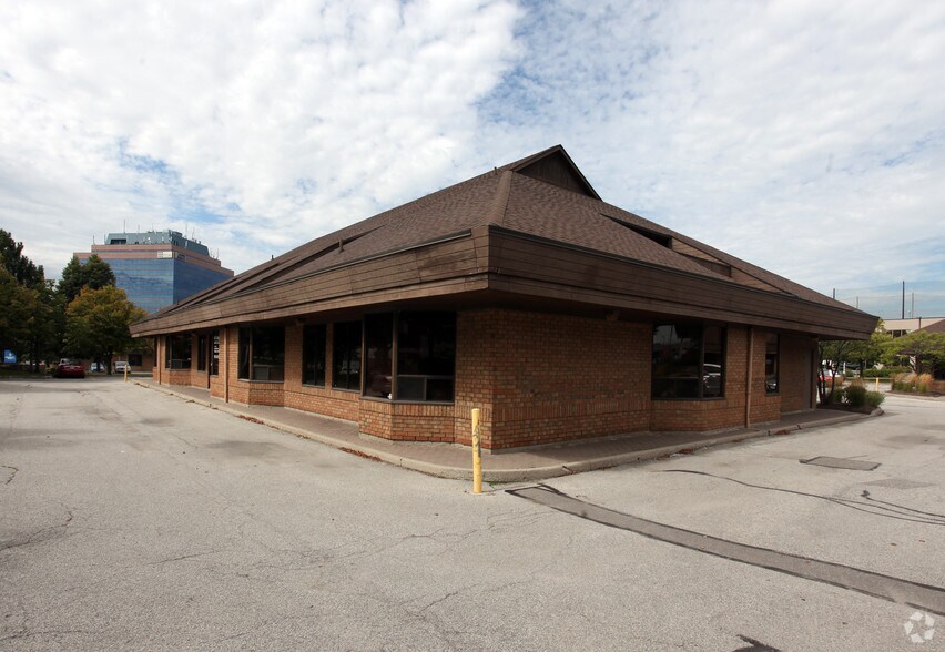 5 Director Ct, Vaughan, ON à louer - Photo principale – Image 2 sur 17