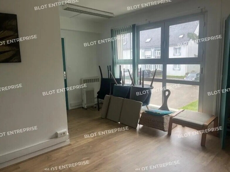 Bureau dans Saint-Avé à vendre - Photo de l’immeuble – Image 3 sur 6