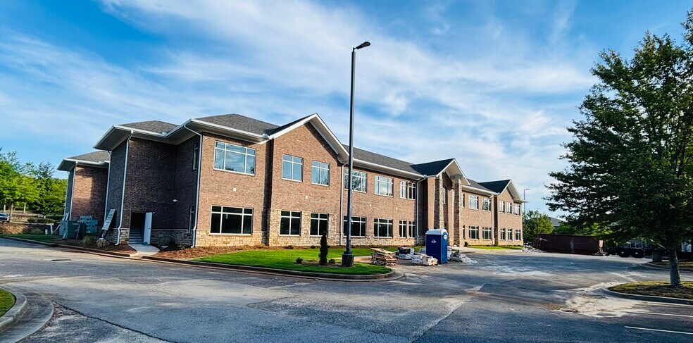 1164 Satellite Blvd NW, Suwanee, GA à louer - Photo de l’immeuble – Image 1 sur 7