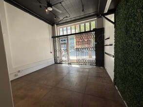501-507 E Broadway, Long Beach, CA à louer Photo intérieure– Image 2 sur 5