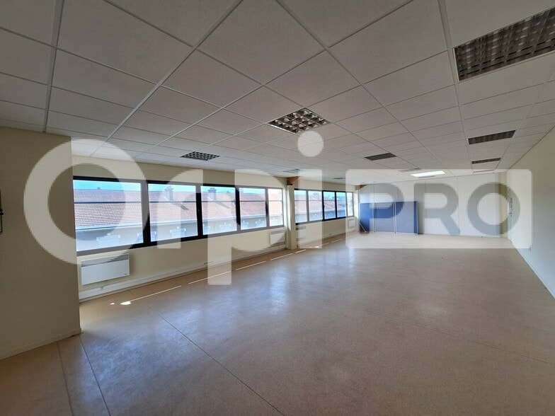 Bureau dans Soissons à vendre - Photo intérieure – Image 2 sur 5