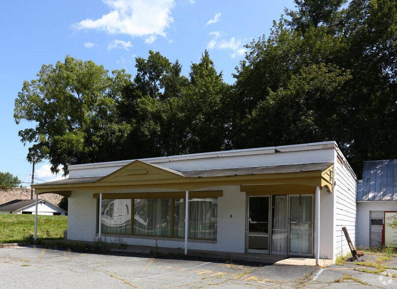 1990 Ridge Rd, Pottstown, PA à louer - Photo principale – Image 1 sur 3