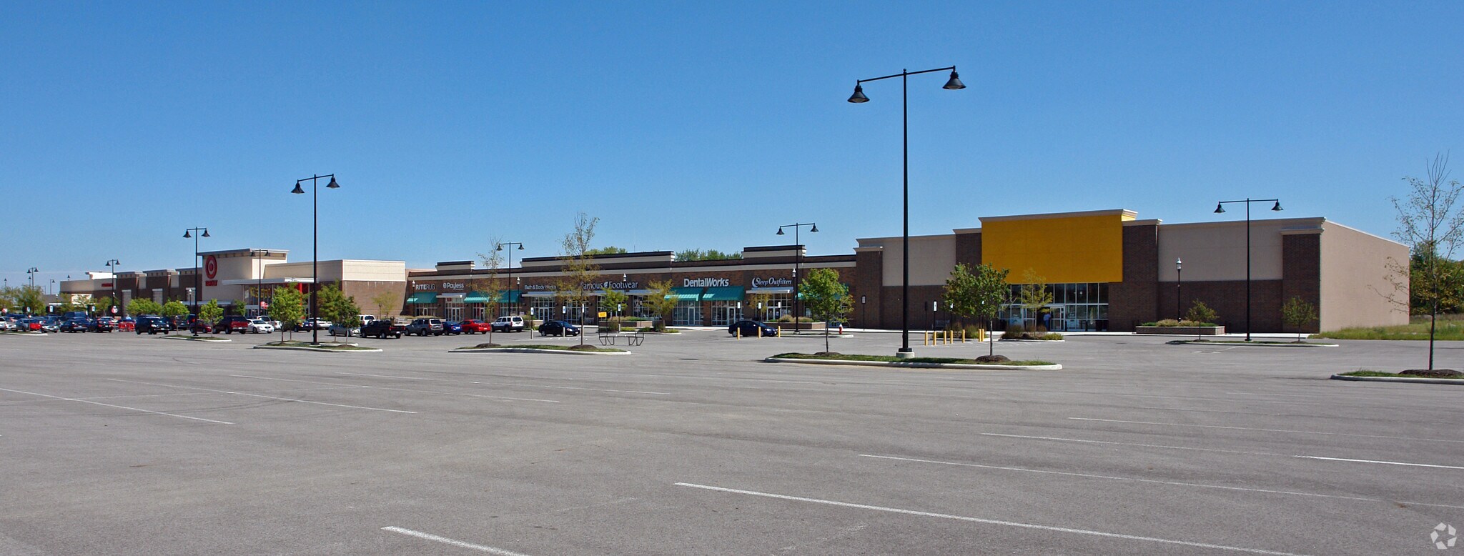 4144-4178 Buckeye Pky, Grove City, OH à louer Photo principale– Image 1 sur 8