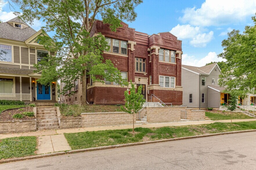 604 Holly Ave, Saint Paul, MN à vendre - Photo de l’immeuble – Image 2 sur 41