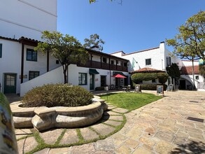5-129 El Paseo, Santa Barbara, CA à louer Photo intérieure– Image 2 sur 12
