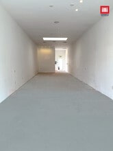 12324-12336 Ventura Blvd, Studio City, CA à louer Photo intérieure– Image 2 sur 3