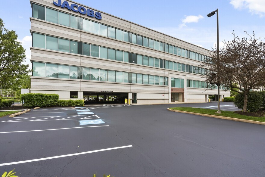 2 Ash St, Conshohocken, PA à vendre - Photo de l’immeuble – Image 3 sur 16