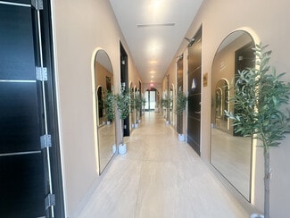 Plus de détails pour 7225 Melrose Ave, Los Angeles, CA - Bureau/Médical à louer