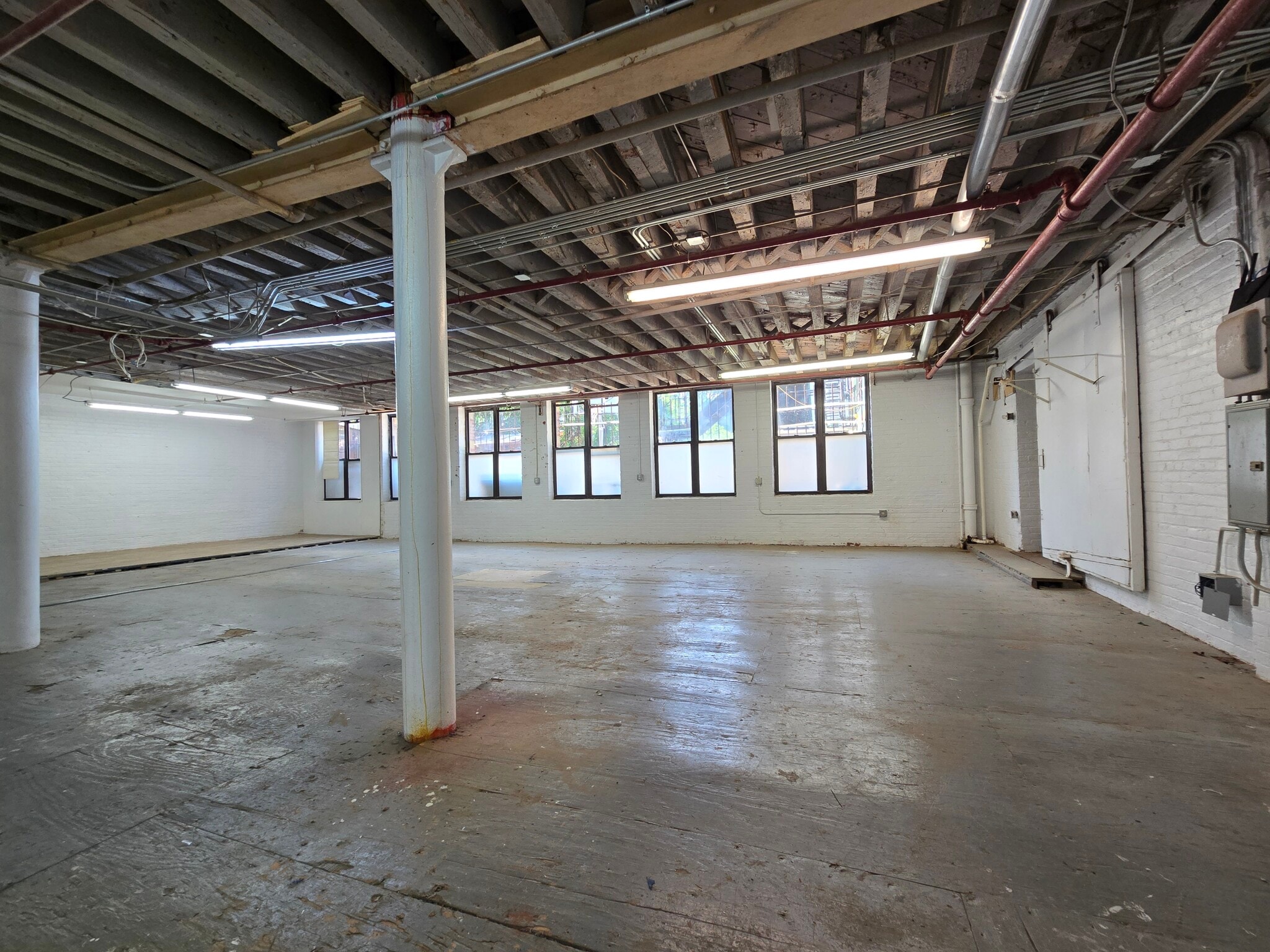 130 Palmetto St, Brooklyn, NY à louer Photo intérieure– Image 1 sur 8