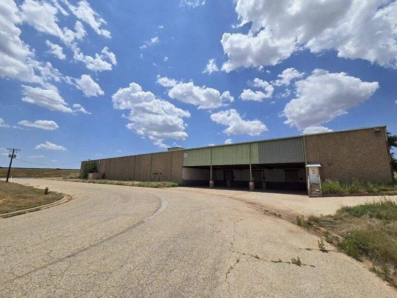 1 Industrial Dr, Sweetwater, TX à louer - Photo de l’immeuble – Image 3 sur 14