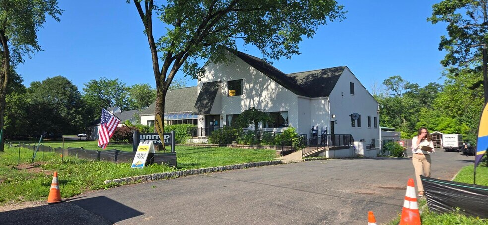 230 US Highway 206, Hillsborough, NJ à vendre - Photo de l’immeuble – Image 1 sur 12