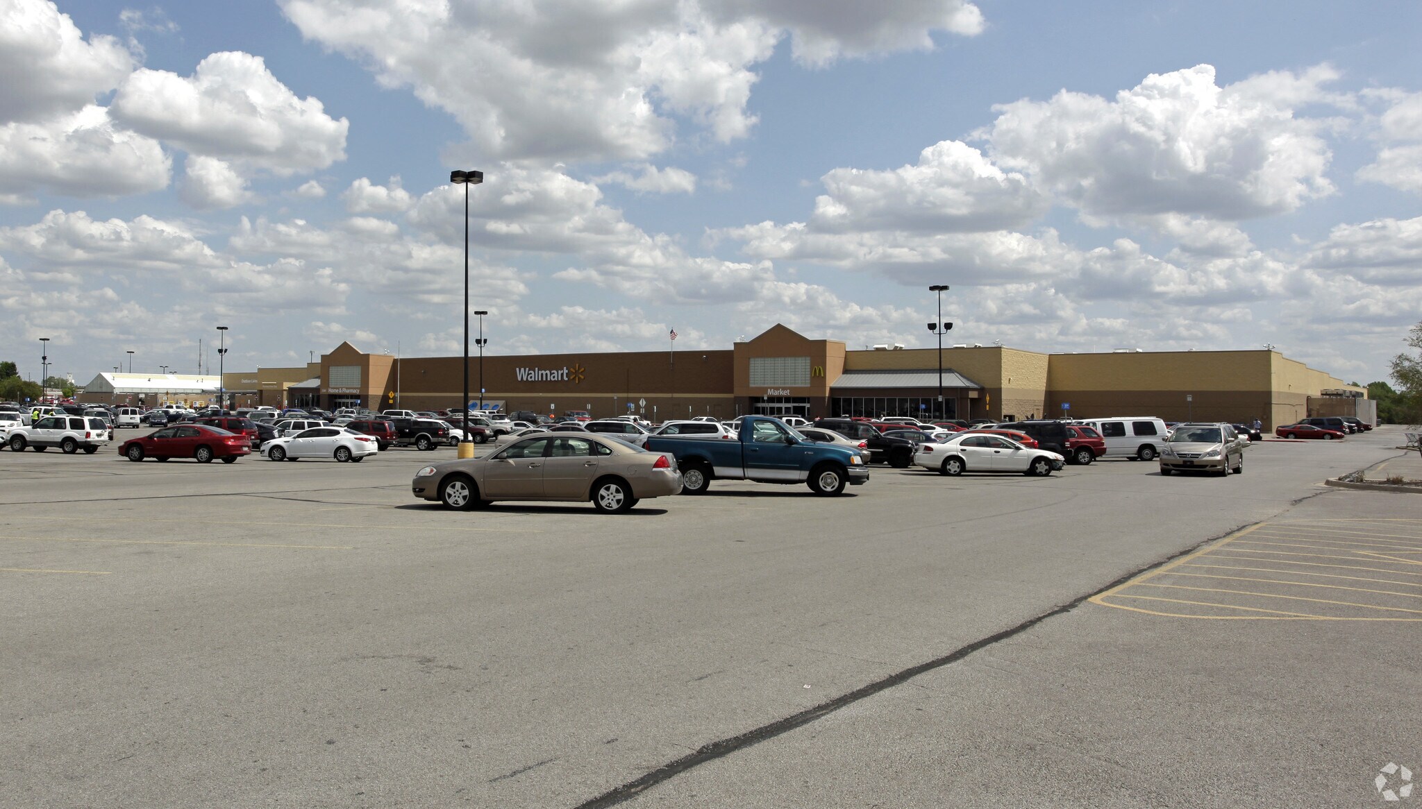 2409 W Kenosha Ave, Broken Arrow, OK à louer Photo principale– Image 1 sur 18