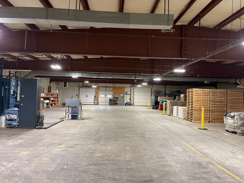 41 Industrial Ave, Sanford, ME à vendre - Photo de l’immeuble – Image 3 sur 8