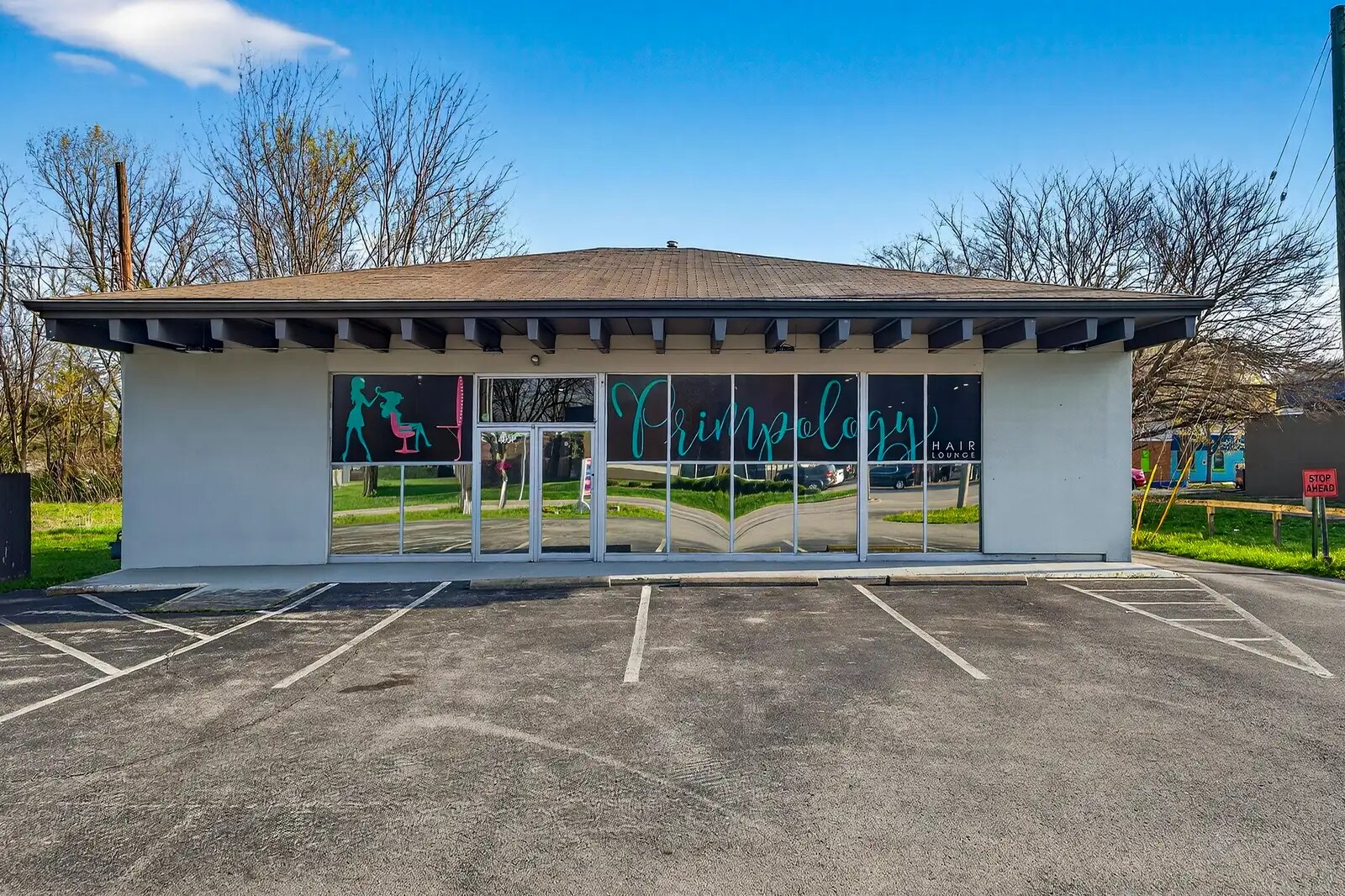4931 W Pages Ln, Louisville, KY à vendre Photo principale– Image 1 sur 26